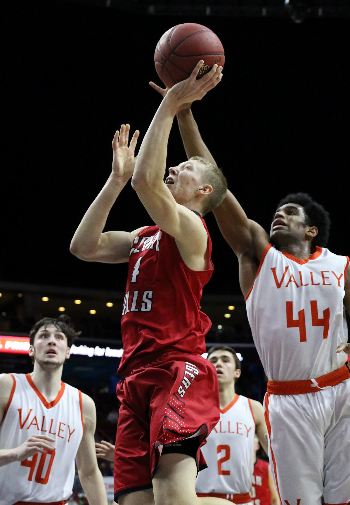 030818QCT-Cedar-Falls-Valley-bball-12